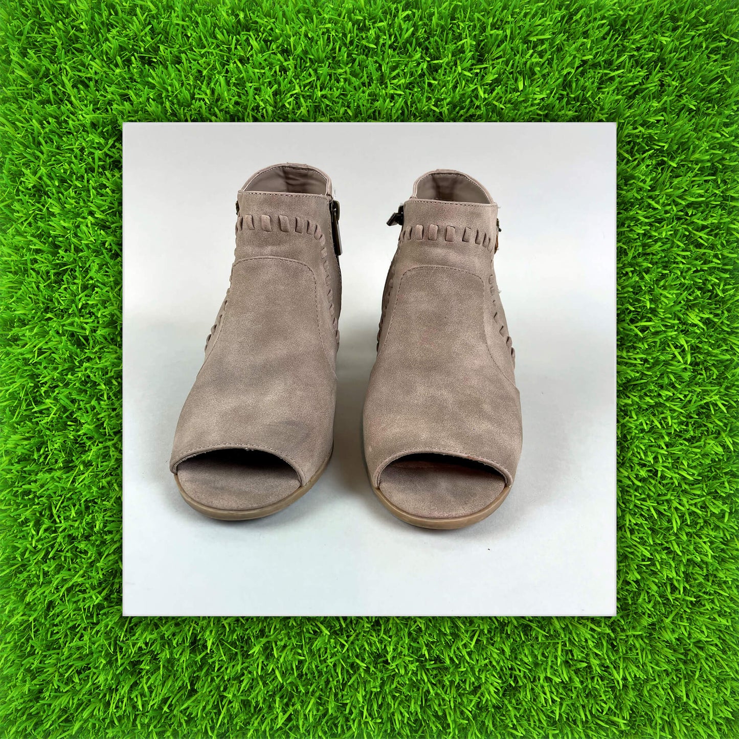 Easy Street Poppet Peep Toe Ankle Boots Size 7.5
