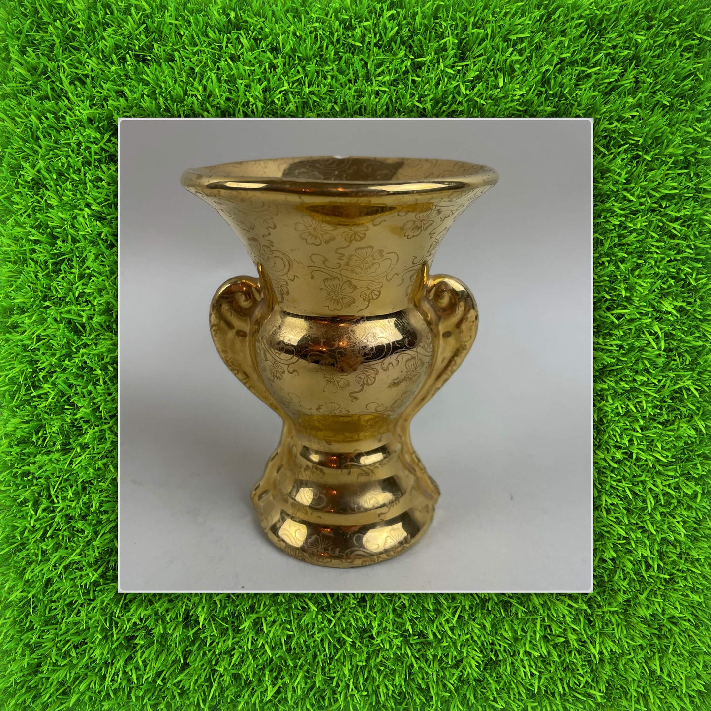Lady Hamilton Gold Urn Vase
