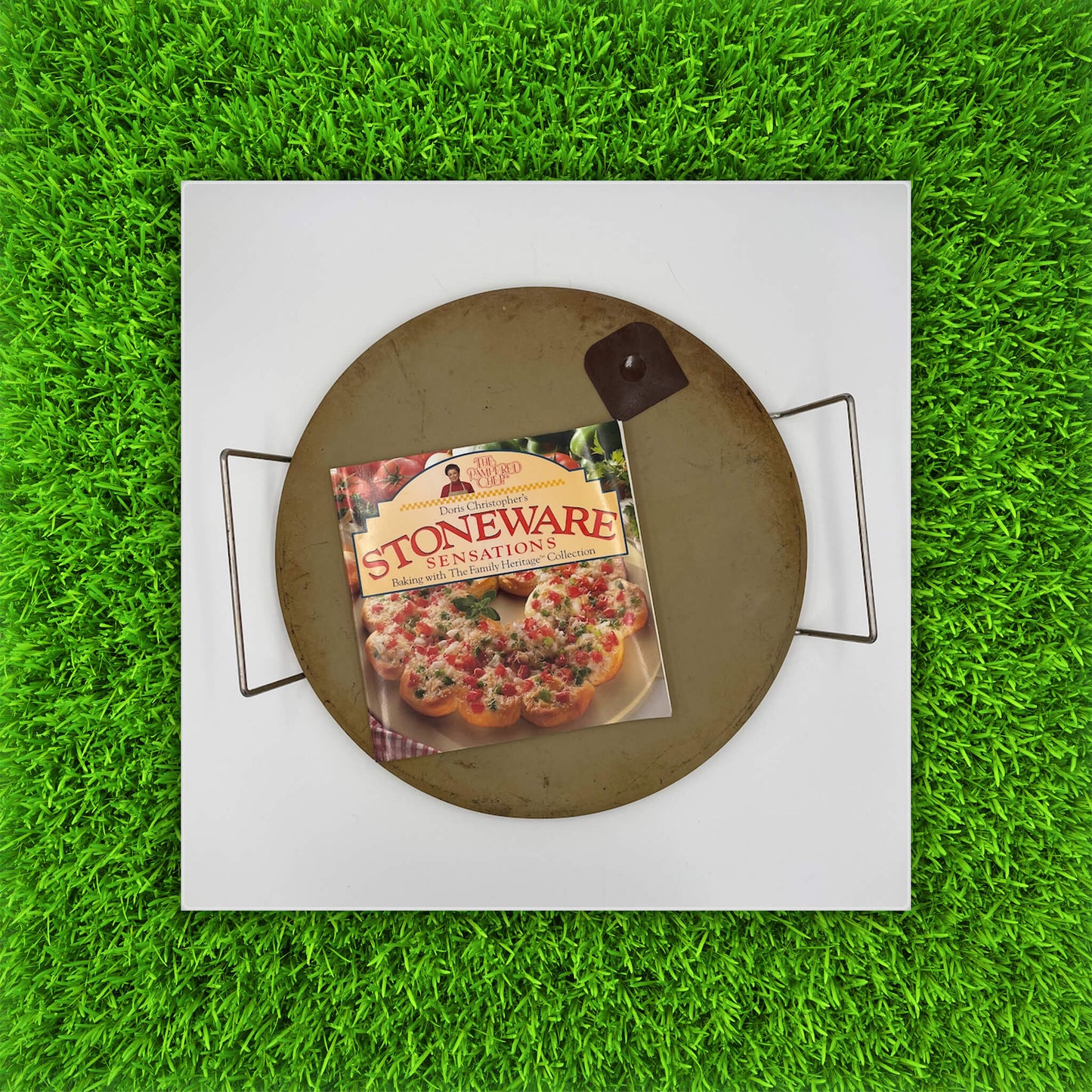 Pampered Chef Pizza Stone and Cookbook - PICK UP ONLY