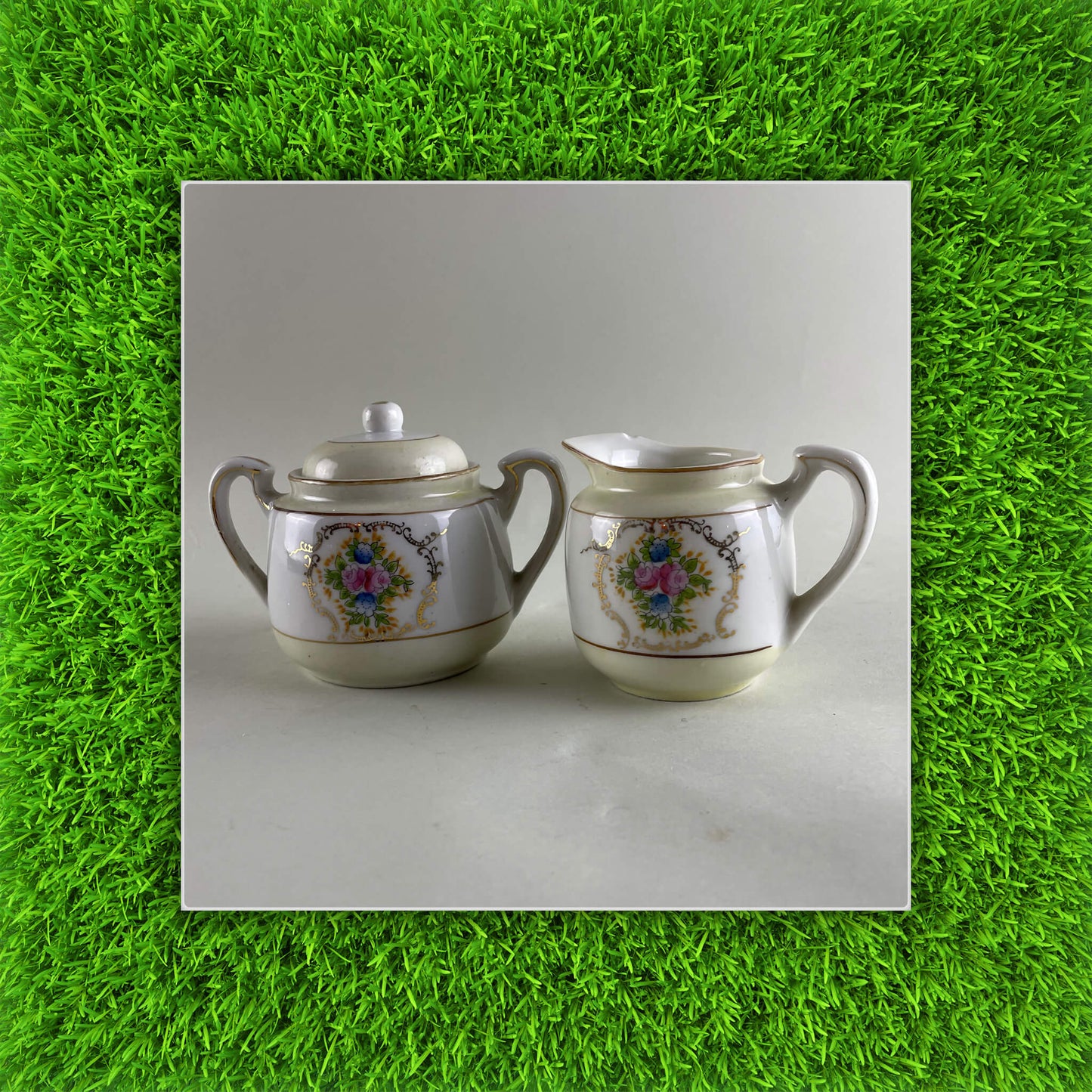 Sugar and Creamer Set