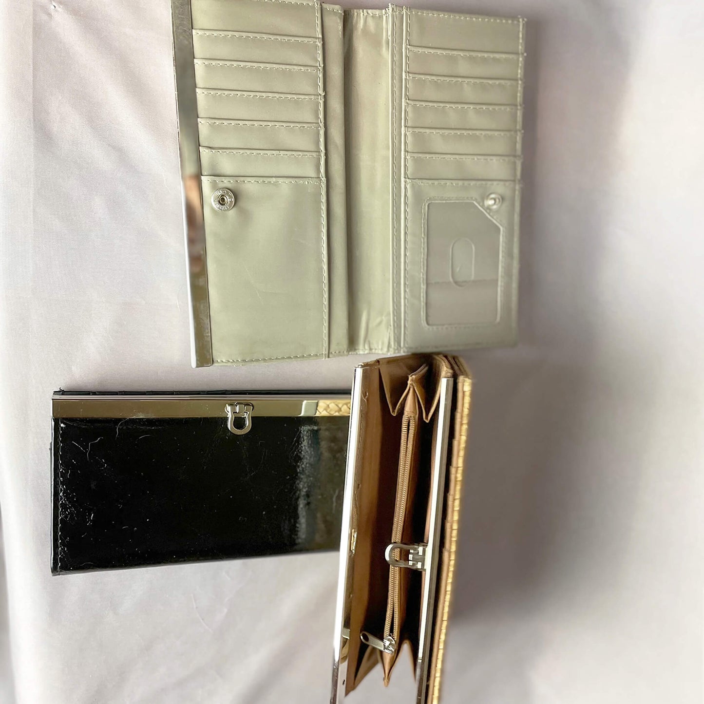 Apt 21 Wallet