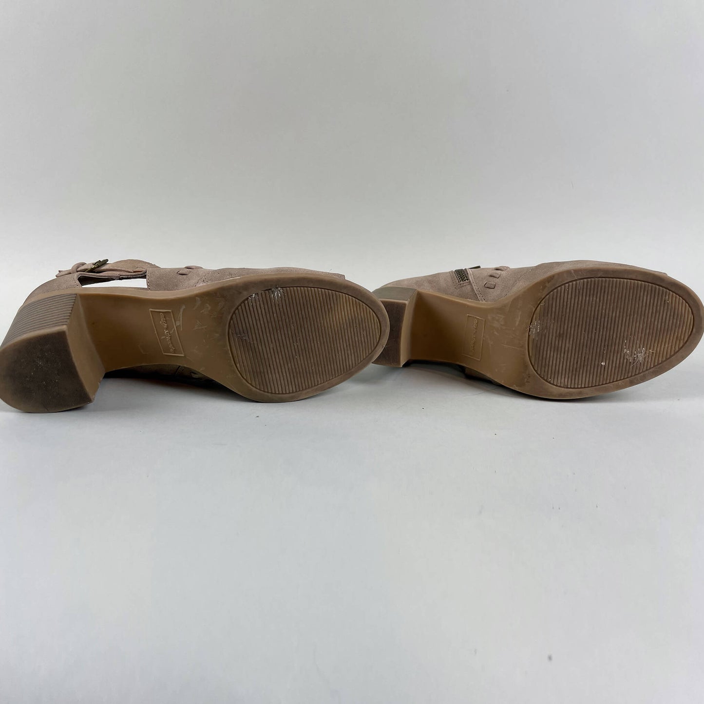 Easy Street Poppet Peep Toe Ankle Boots Size 7.5