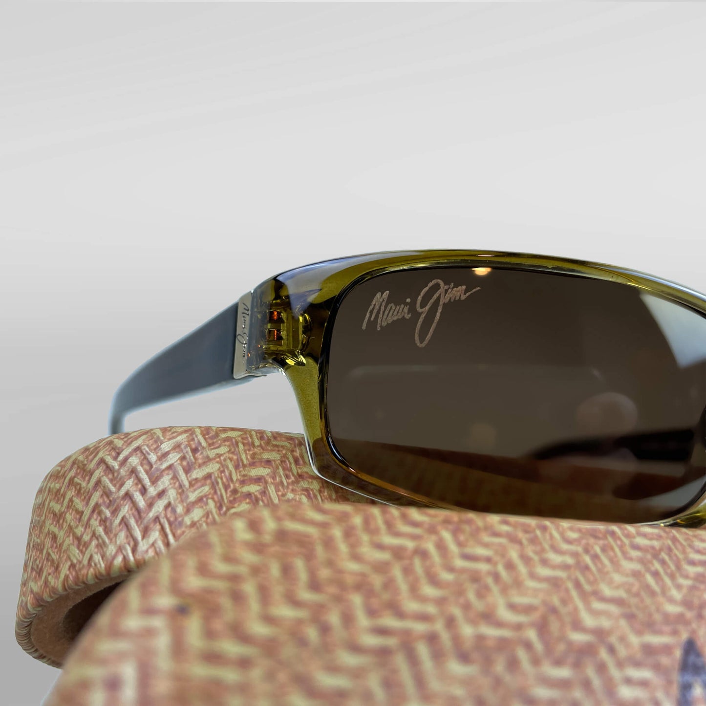 Maui Jim Sunglasses | Model MJ-220-25 Atoll