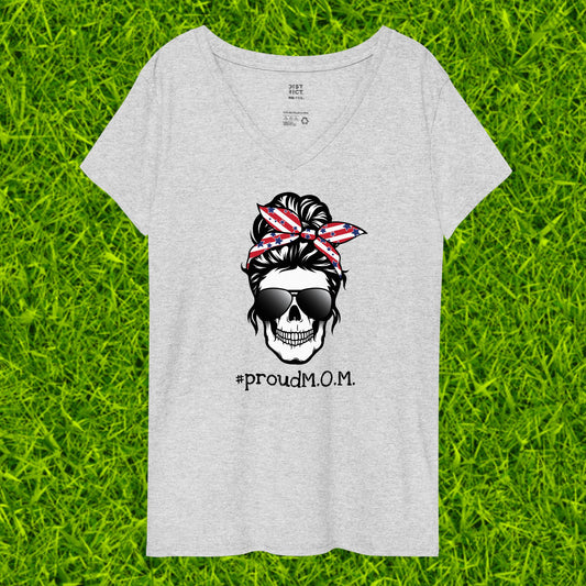 Women’s recycled v-neck t-shirt | #proudM.O.M. 1