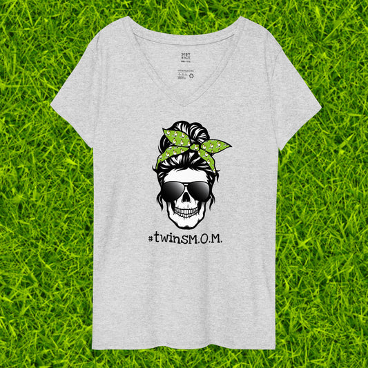 Women’s recycled v-neck t-shirt | #twinsM.O.M.